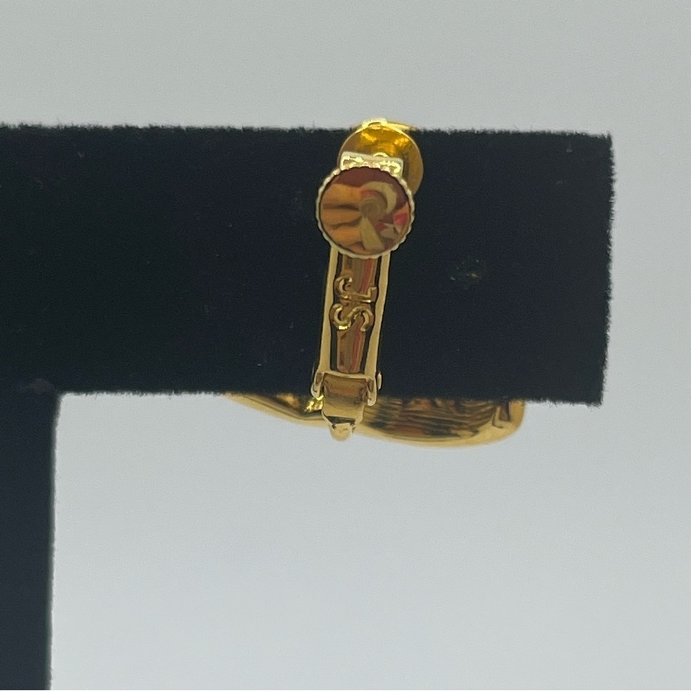 Vintage, gold tone and pink enamel clip on earrings with screws. Signed JS - Picture 3 of 11